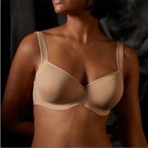 LE MYSTÈRE Dream T-Shirt Bra 34C in beige